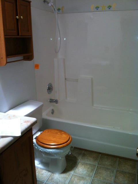 Atlanta Bathroom Remodel Before.